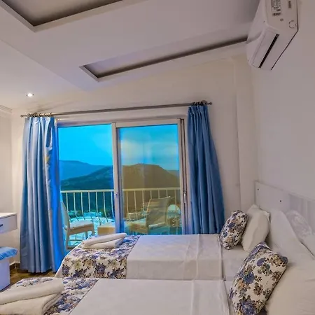 Mono / Kalkan Villa