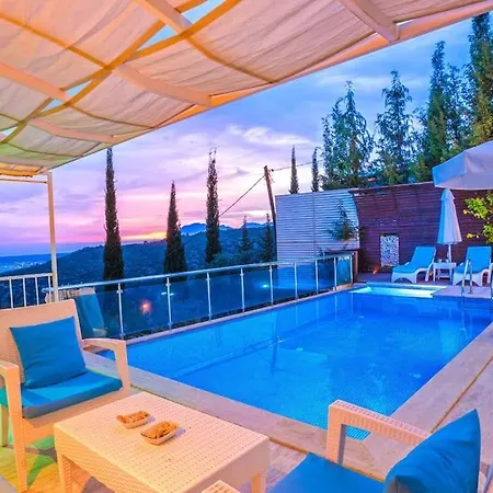 Mono / Kalkan Vilă Kaș